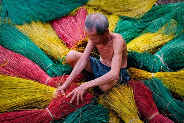 top-nhung-nghe-truyen-thong-o-ca-mau-co-the-ban-chua-biet-Hanh-trinh-100-nam-ky-nguyen-hoi-hoa-son-mai-Viet-Nam-01